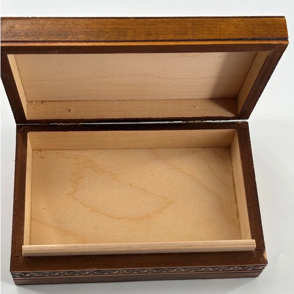 Vintage Wooden Trinket Box Carved Floral‎ Design Hinged Lid Jewelry Keepsake